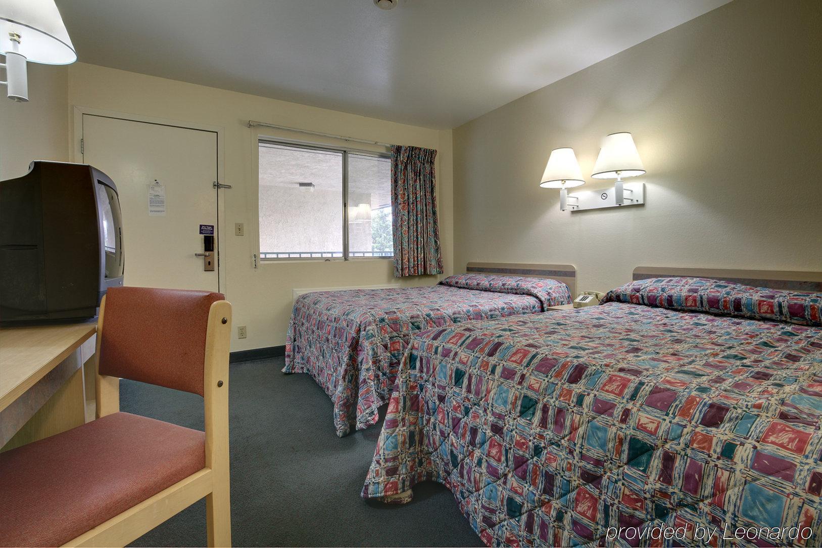 Americas Best Value Inn - Lake City Bilik gambar